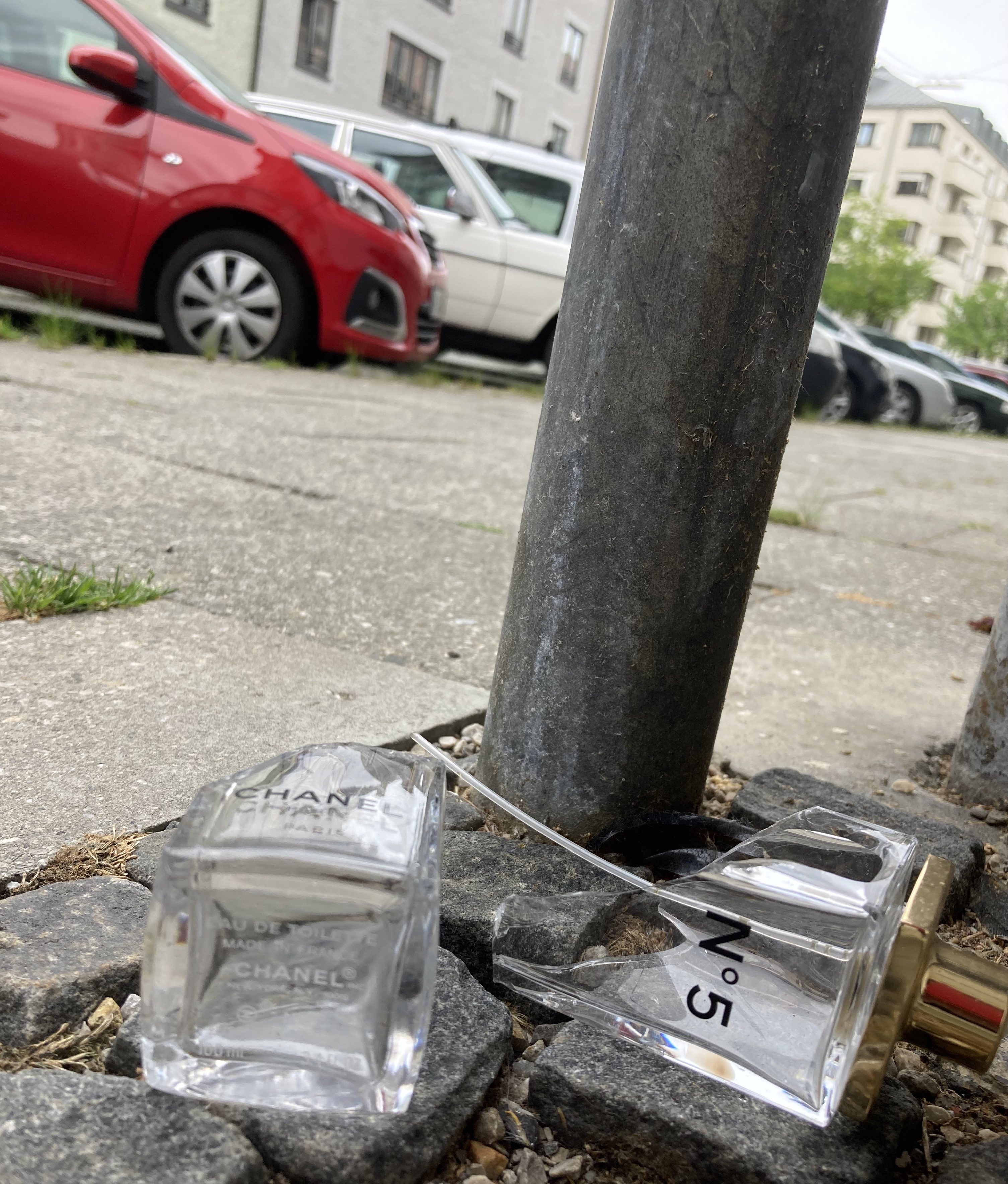 image from LLMs are a 400-year-long confidence trick